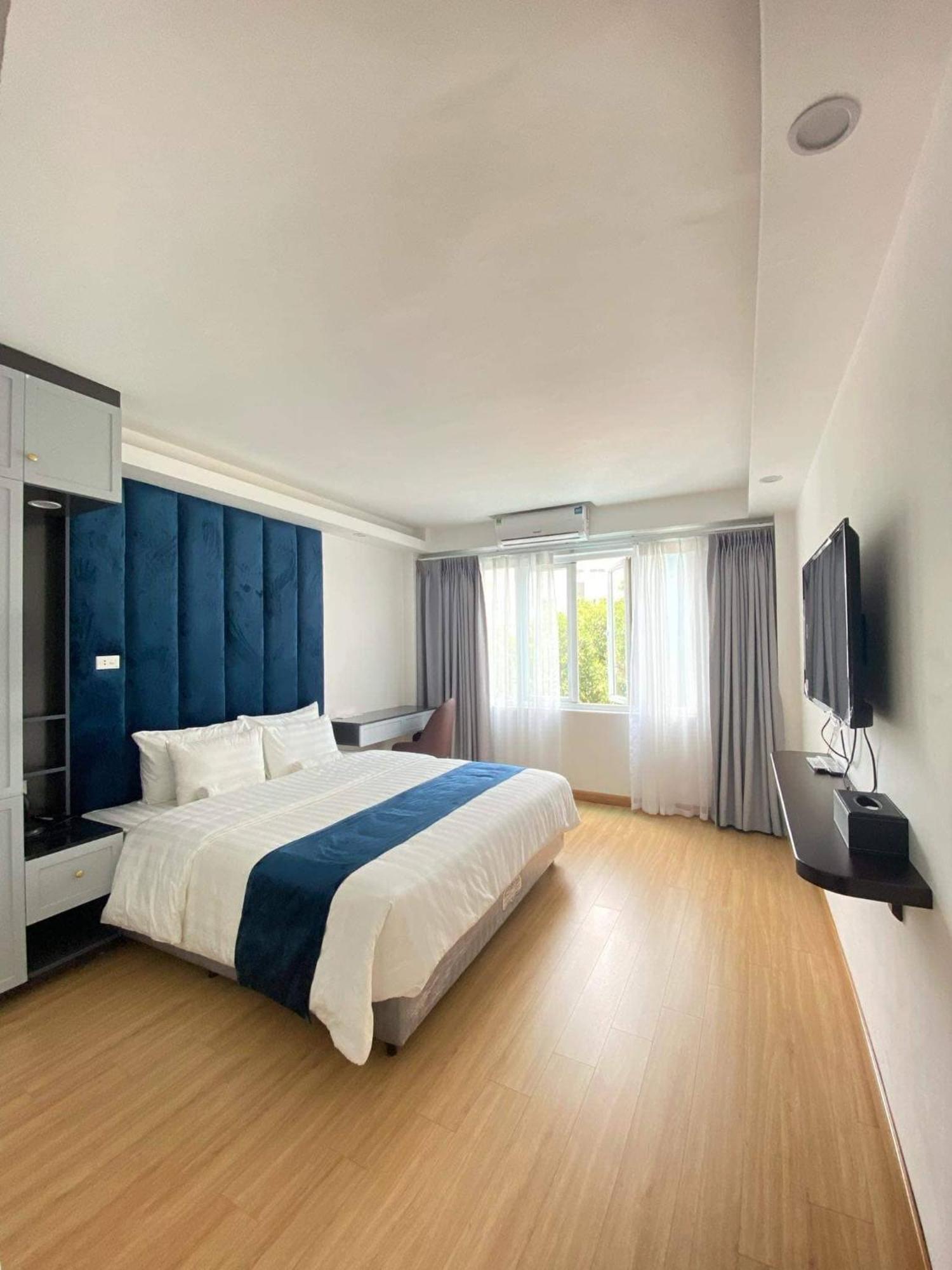 Hanoi Capital Premium Hotel Esterno foto