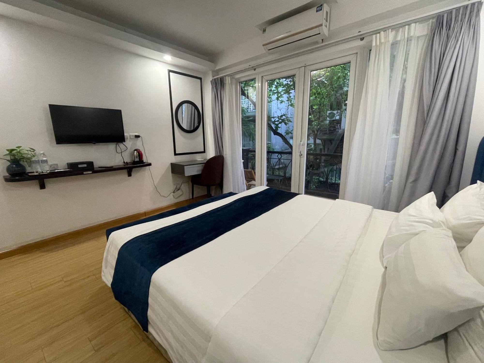 Hanoi Capital Premium Hotel Esterno foto