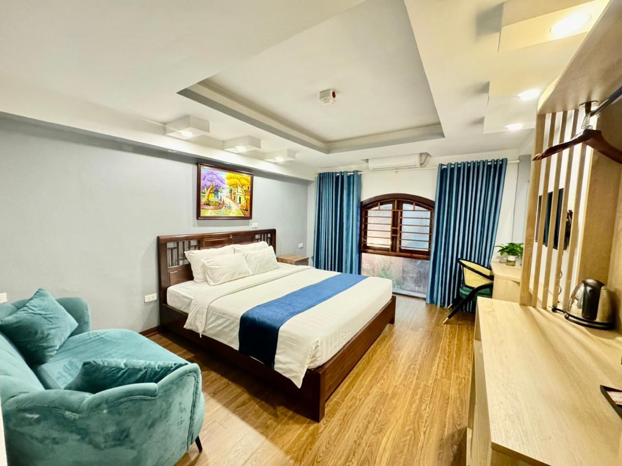 Hanoi Capital Premium Hotel Esterno foto